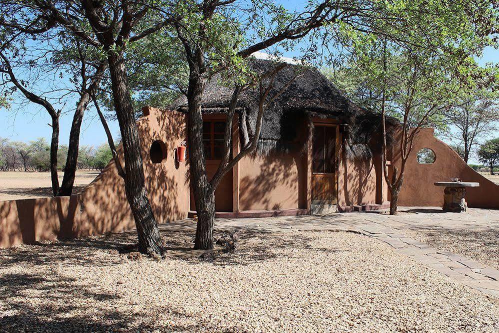 Harnas Wildlife Foundation Gobabis Exterior photo